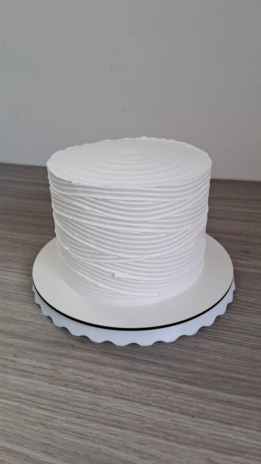 Chantilly, buttercream, ganache… qual a diferença entre as coberturas de bolo?
