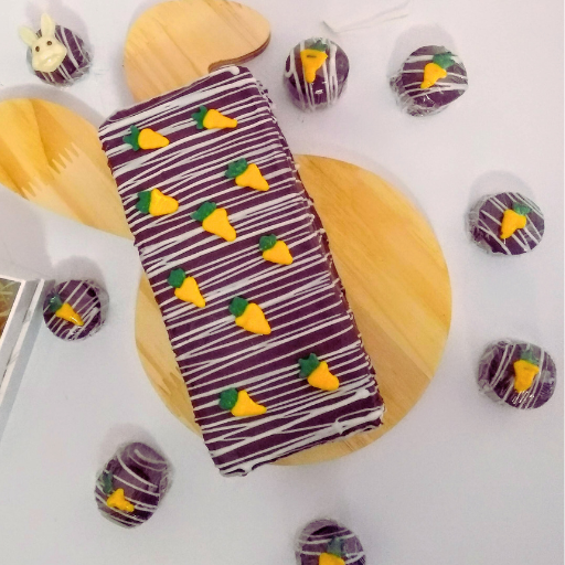 Bolo de pão de mel em formato inglês — Doces da Manu Nova Friburgo